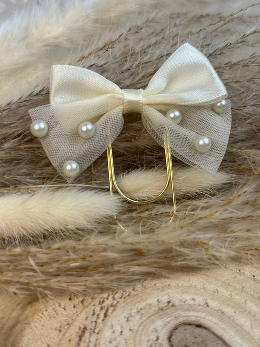 PaperClip Creme & Pearls