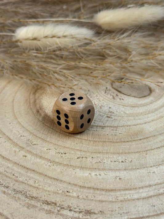 Würfel  Holz