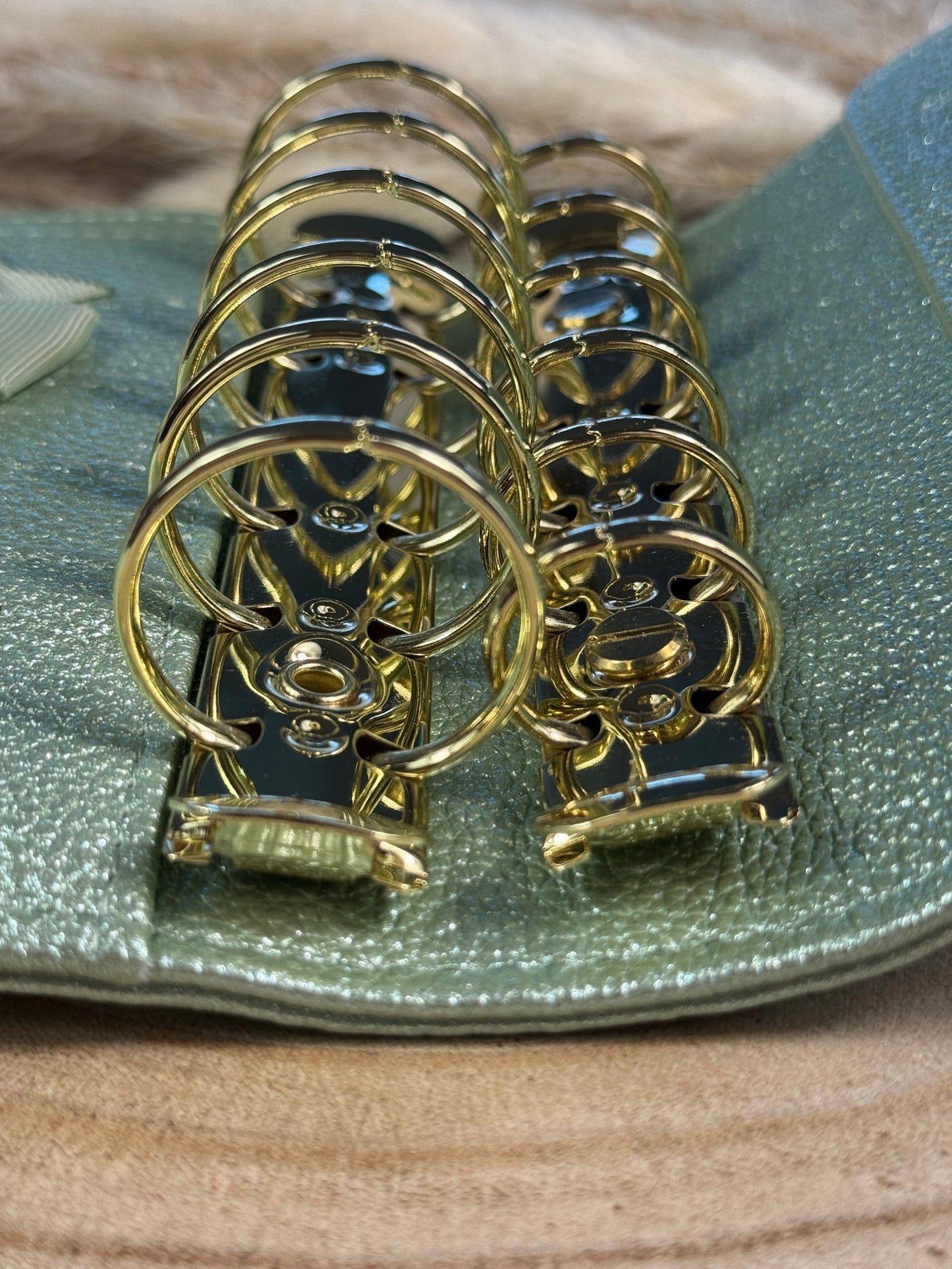 Binder 3cm Ring - Gold B-WARE